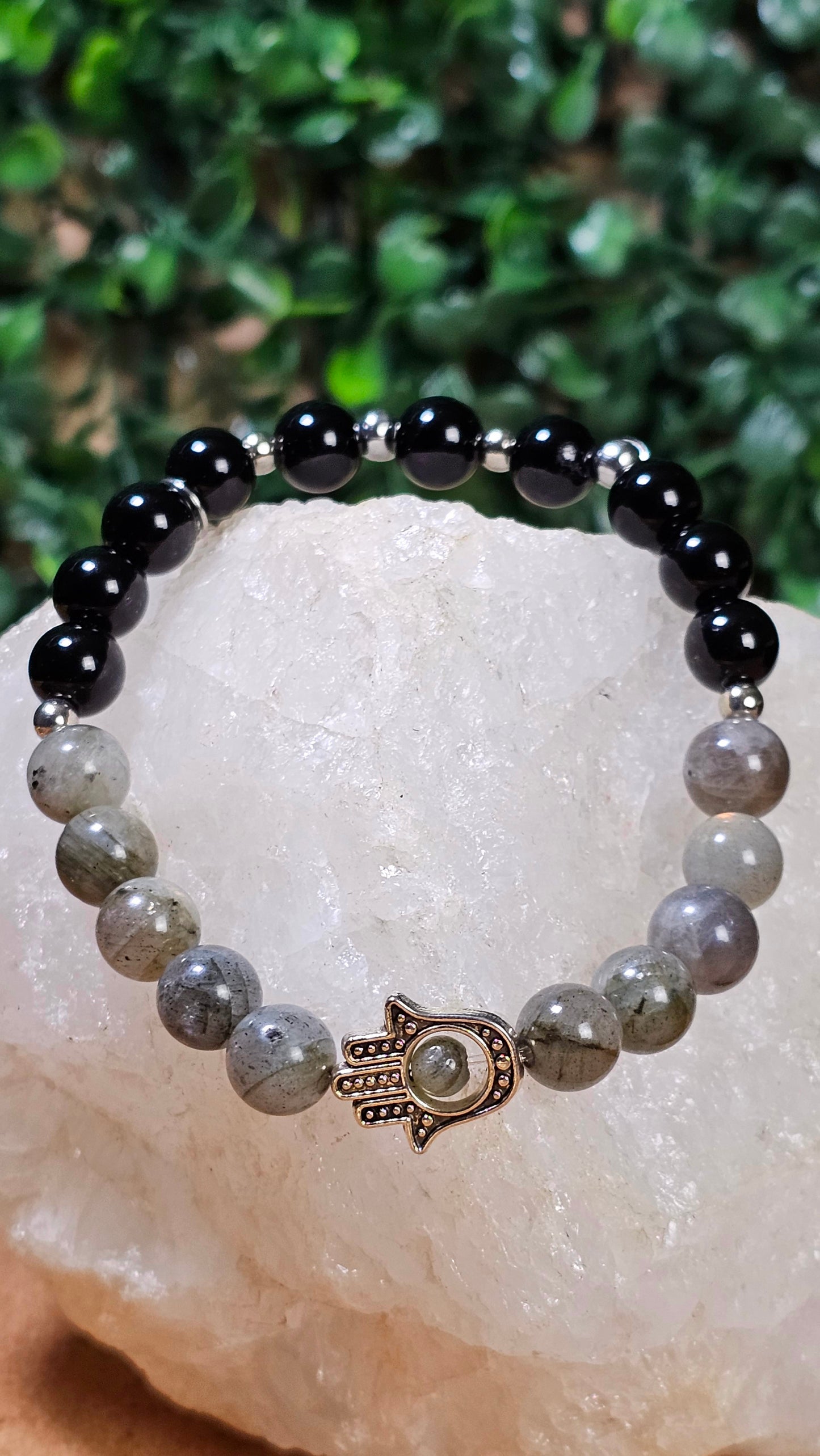 Labradorite and Black Onyx - Hamsa bracelet